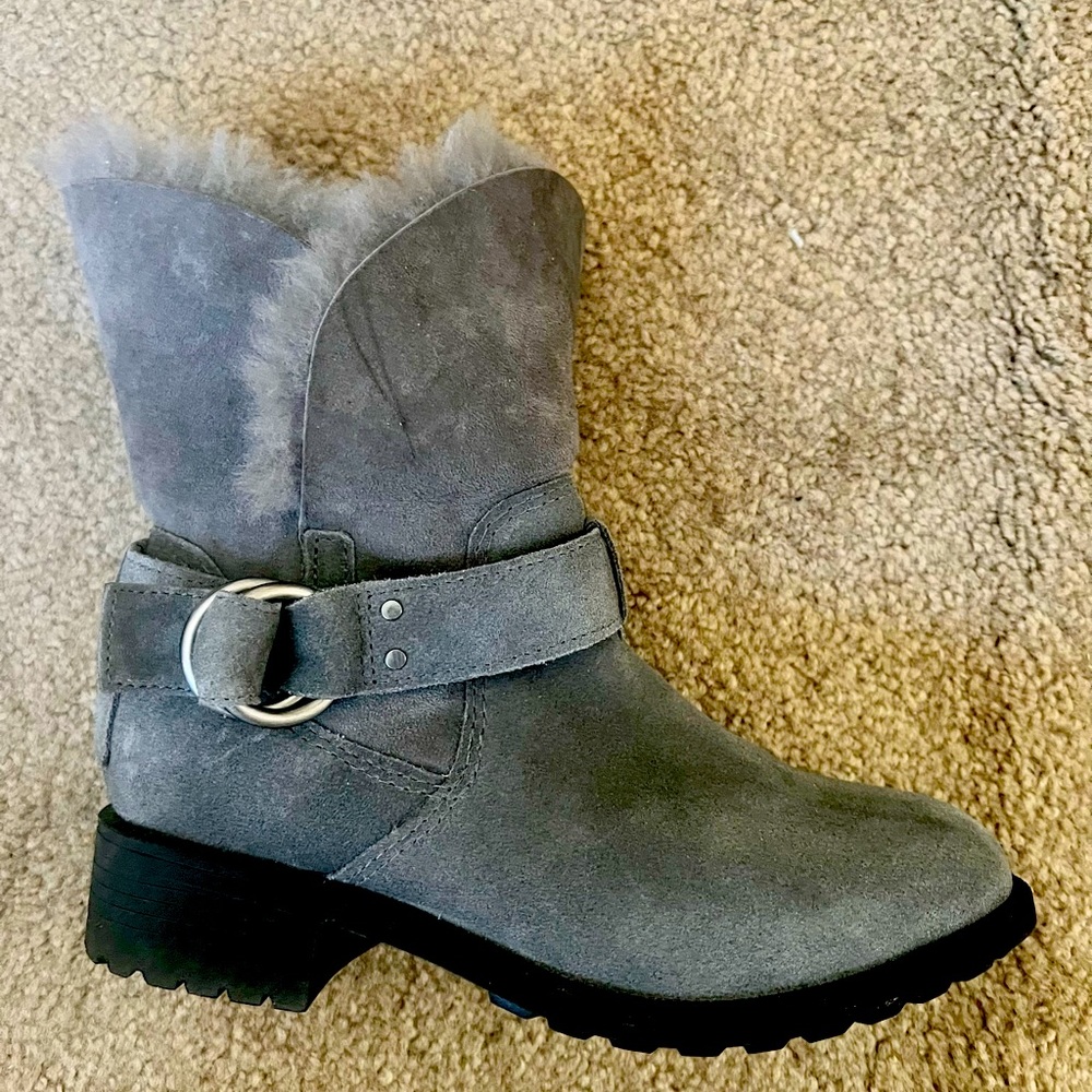 UGG Bodie Grey, Lambswool, Fold Over Boots, size 6.5